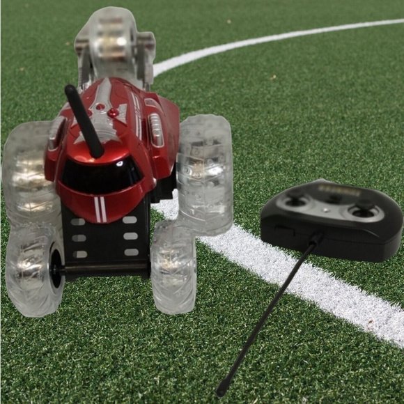 Blue Hat Radio Controlled Thunder Tumber Red 360 Degree Rally Car w/ LED Lights - Picture 10 of 16